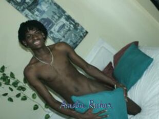 Amelia_Richar