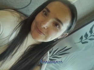 Annievanss