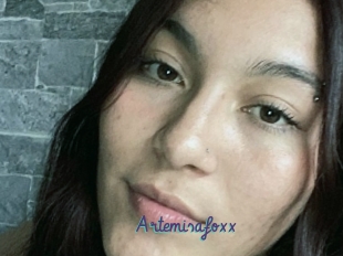 Artemisafoxx