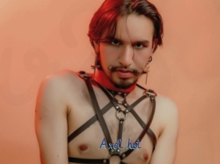Axel_hot