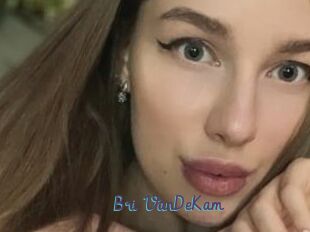Bri_VanDeKam