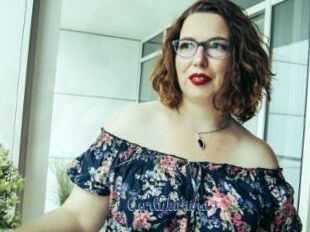 Curlykarina