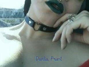Dahlia_Priest