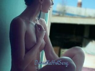 DaniellaHotSexy