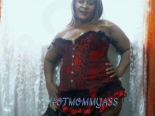 HOTMOMMYASS
