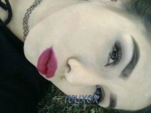 IVY_XOX