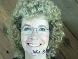 Julia_Brooks