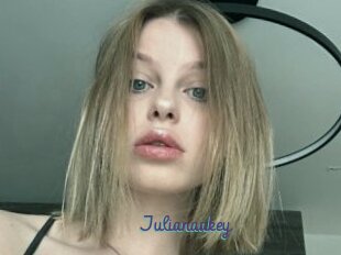 Julianaakey