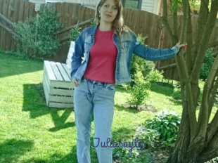 Juliasaylis
