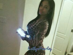 Kaitlyn_Housley