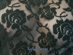 Kylie_Desire_x