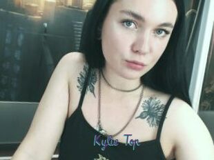 Kylie_Top