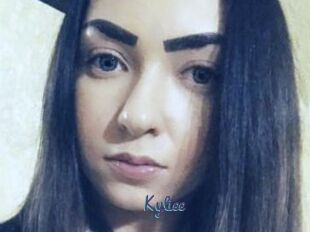 Kyliee_