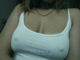 LauraX