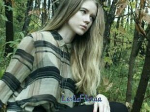 LeslieFloraa