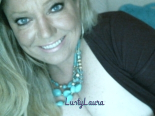 LustyLaura