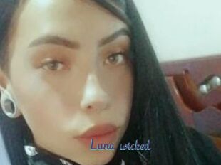 Luna_wicked