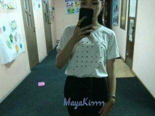 MayaKissss