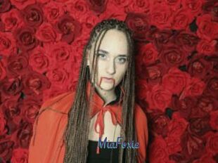 MiaFoxie
