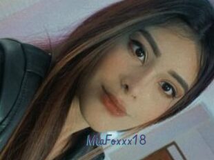 MiaFoxxx18