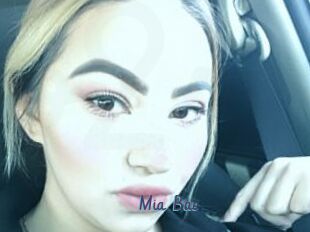 Mia_Bae