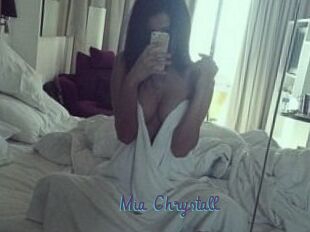Mia_Chrystall