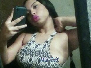 Mia_Coll