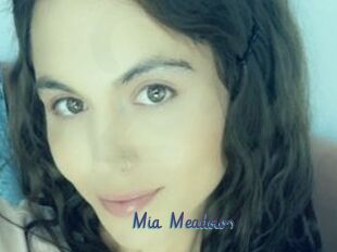Mia_Meadows