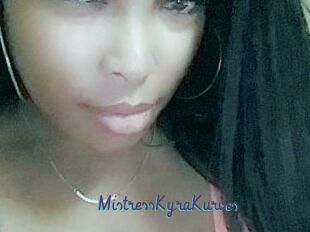 MistressKyraKurves