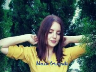 Mocco_brunnete