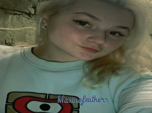 Maxinefeathers
