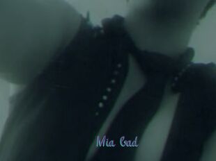 Mia_bad