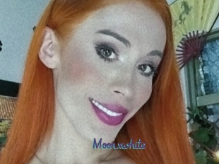 Moonxwhite