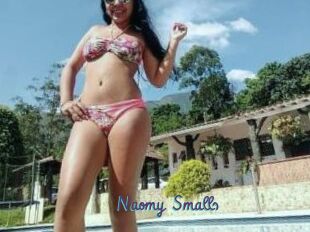 Naomy_Smalls