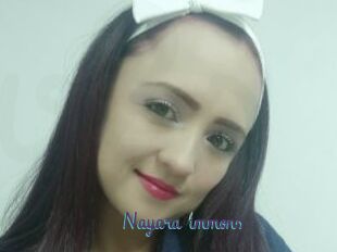 Nayara_immons
