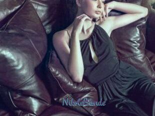 NikoleBlonde