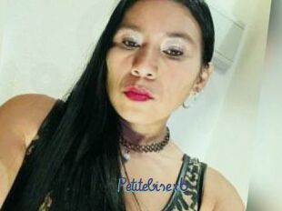 Petitebisex6