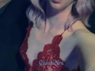 Queenie_bri
