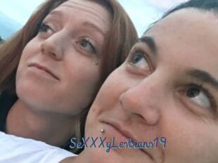 SeXXXyLesbians19