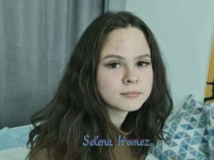Selena_Homez