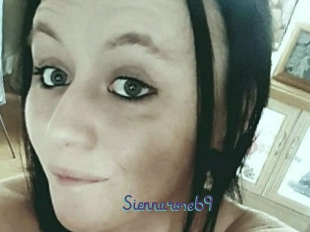 Siennarose69