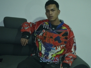 Stiven25