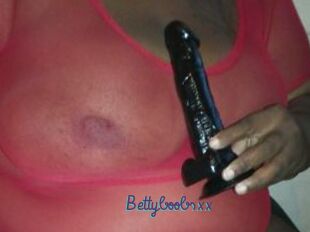 Bettyboobsxx