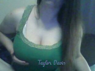Taylor_Davis