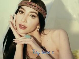 Tiny_tease_x