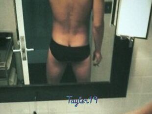Tayler19