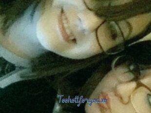 Toohottforyouxo