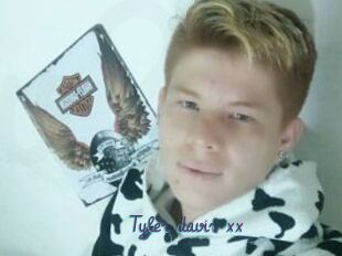 Tyler_davis_xx