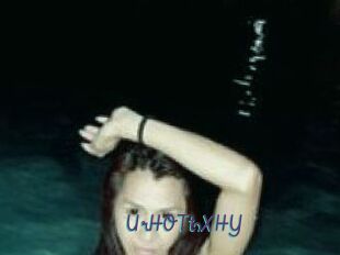 UrHOTts_XHY