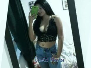 Viiolet_Monroe